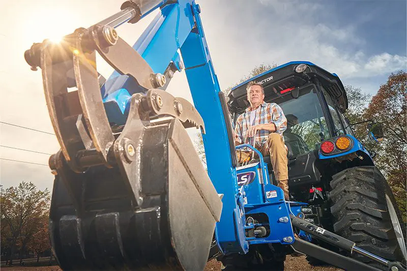 MT2-Cab-with-Backhoe-2 LB3002